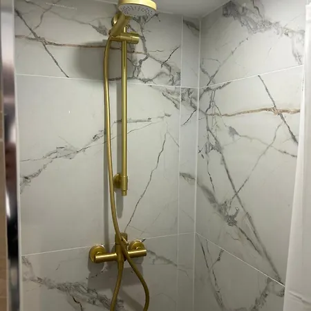 Confortable, Equipe, Balcon ,hyper Centre Apartmán